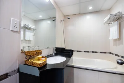 LUCASTA SAIGON Hotel – Photos 13